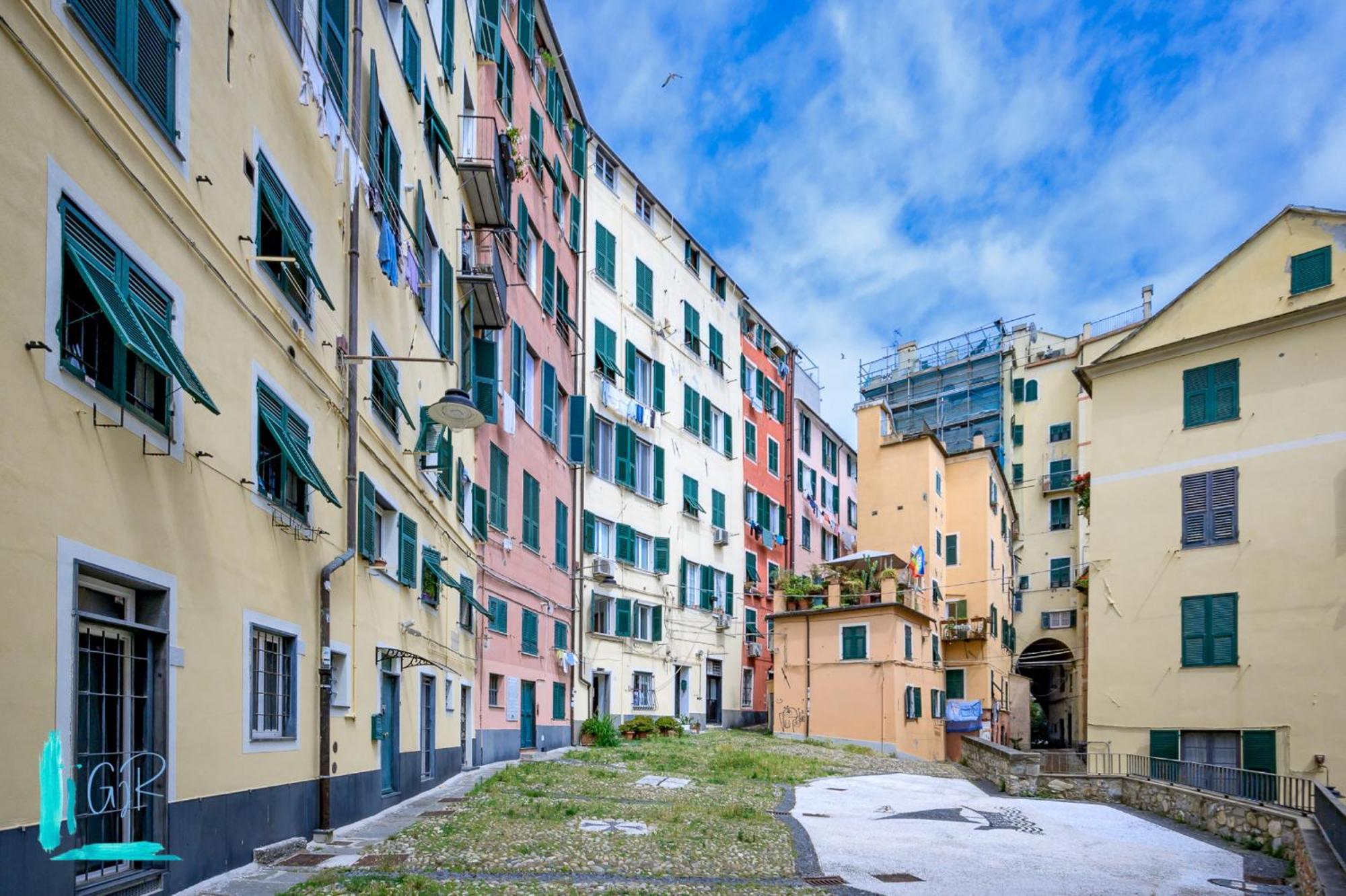 La Mansarda Sopra Campo Pisano - Genovainrelax Apartment Exterior photo